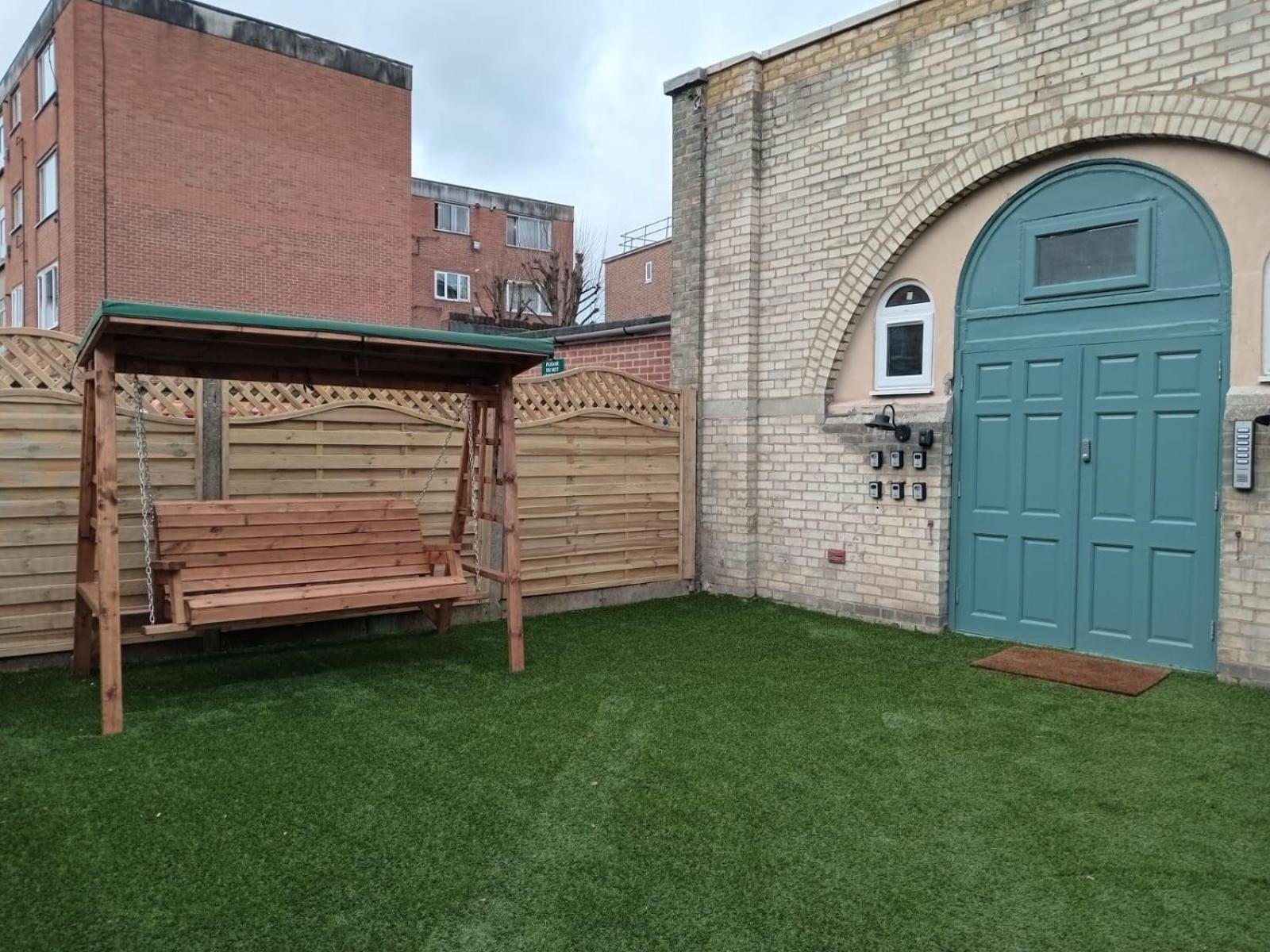 Cozy En-Suite Loft In Trendy Local Londra Dış mekan fotoğraf