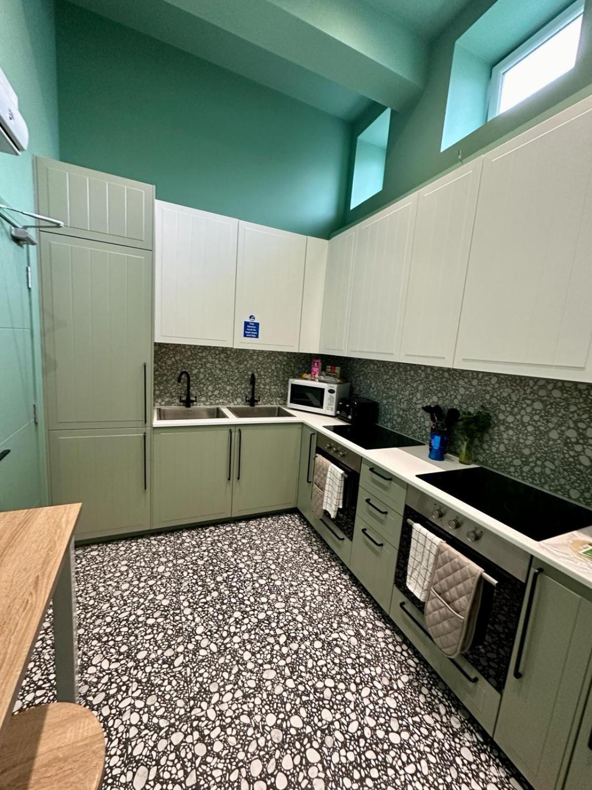 Cozy En-Suite Loft In Trendy Local Londra Dış mekan fotoğraf