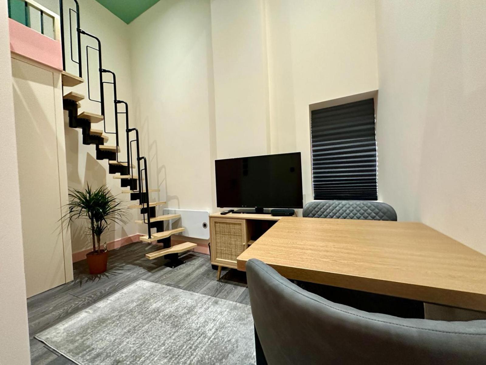 Cozy En-Suite Loft In Trendy Local Londra Dış mekan fotoğraf