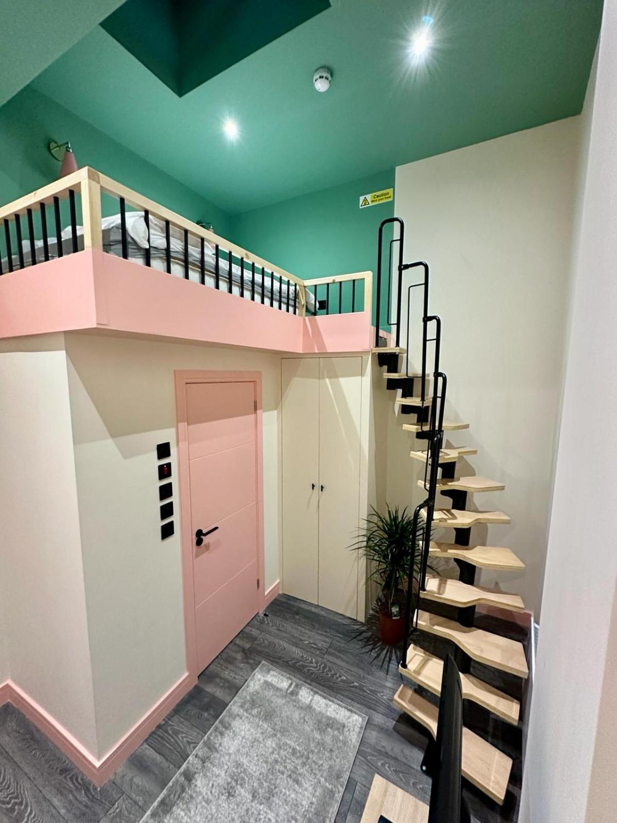 Cozy En-Suite Loft In Trendy Local Londra Dış mekan fotoğraf