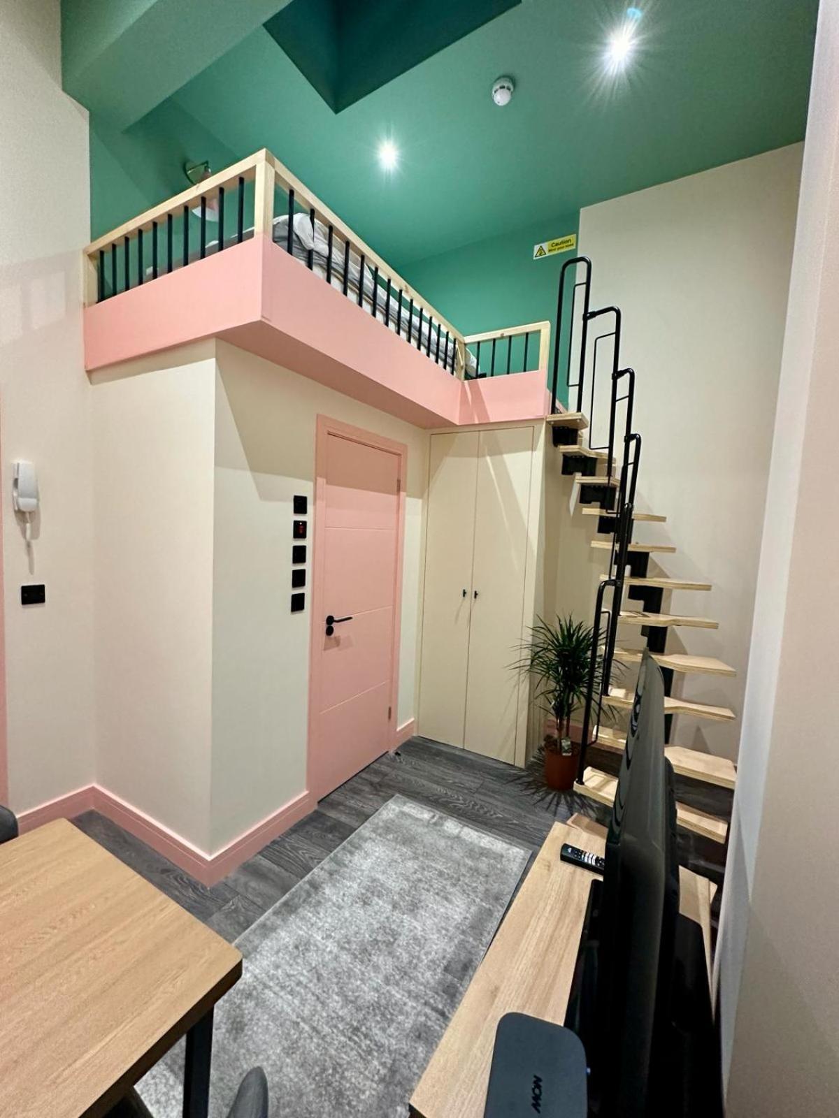 Cozy En-Suite Loft In Trendy Local Londra Dış mekan fotoğraf