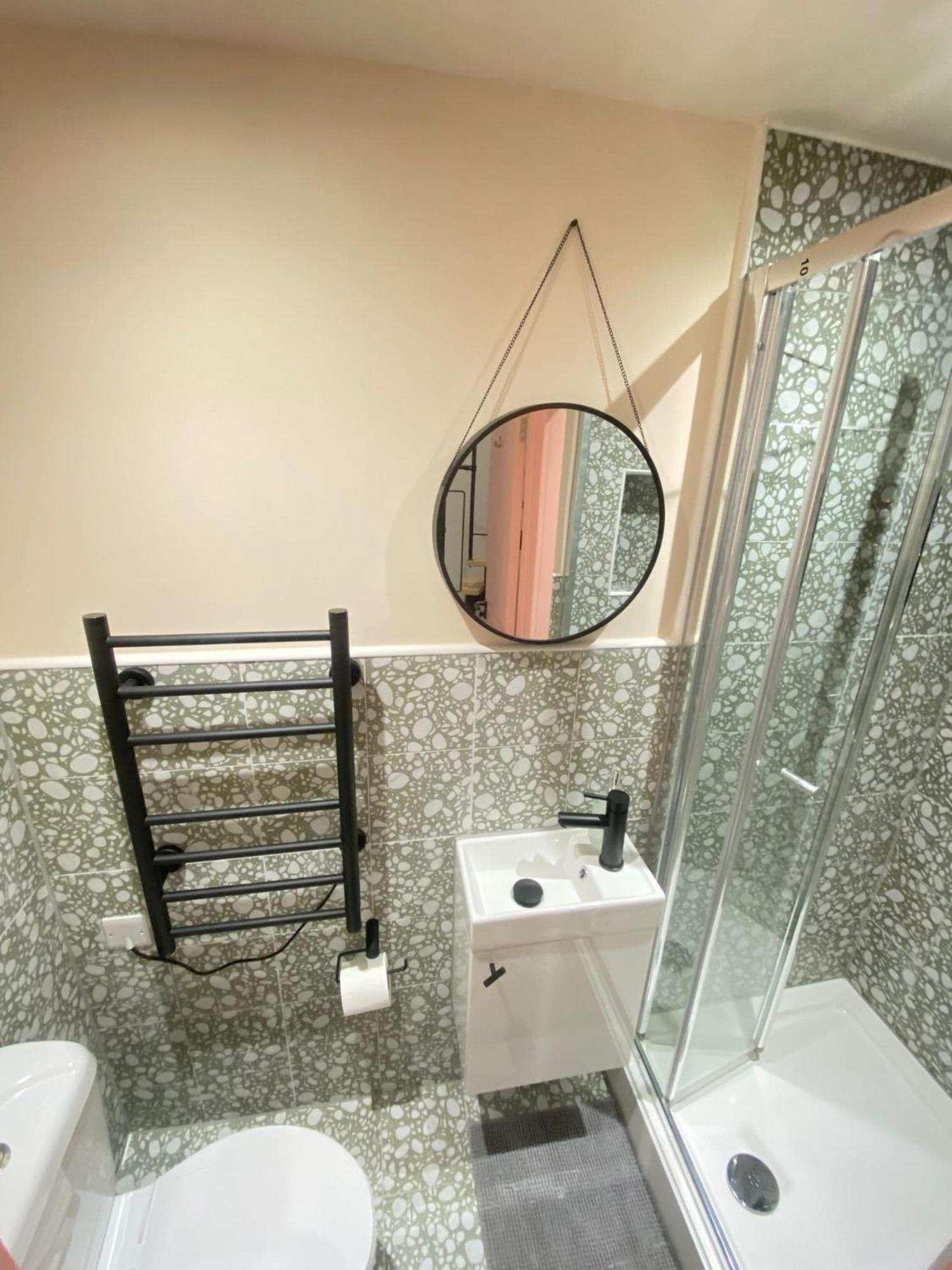 Cozy En-Suite Loft In Trendy Local Londra Dış mekan fotoğraf